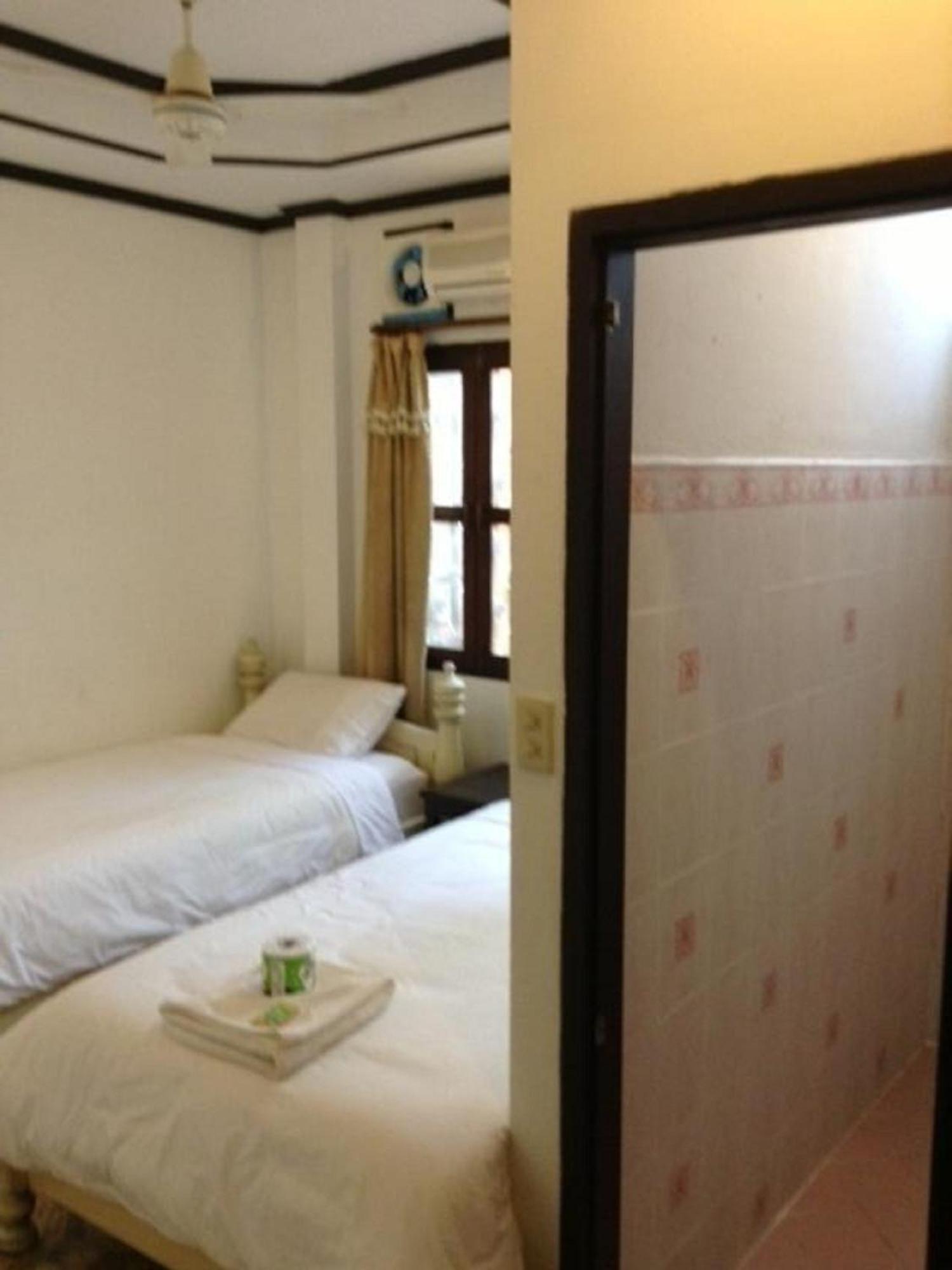 View Khemkhong Guesthouse Luang Prabang Room photo